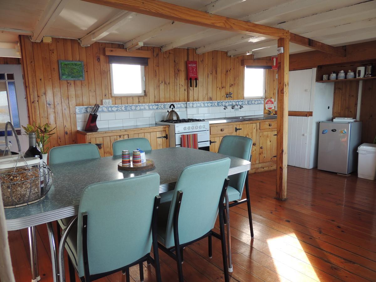 Ps Federal Retreat Paddle Steamer 古尔瓦 外观 照片